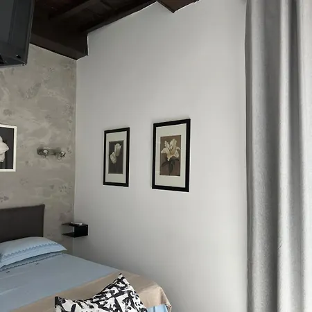 Pietro's Apartament *